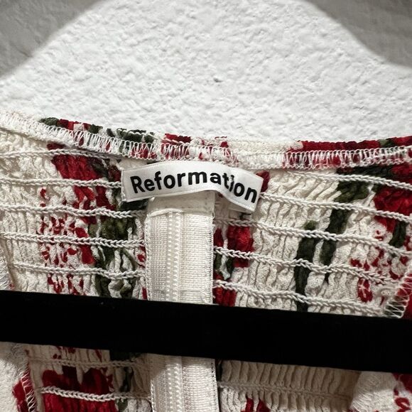 Reformation Delevan top in Red Floral Size 2 Milkmaid Cottage Prairie Chic Party - Picture 2 of 6